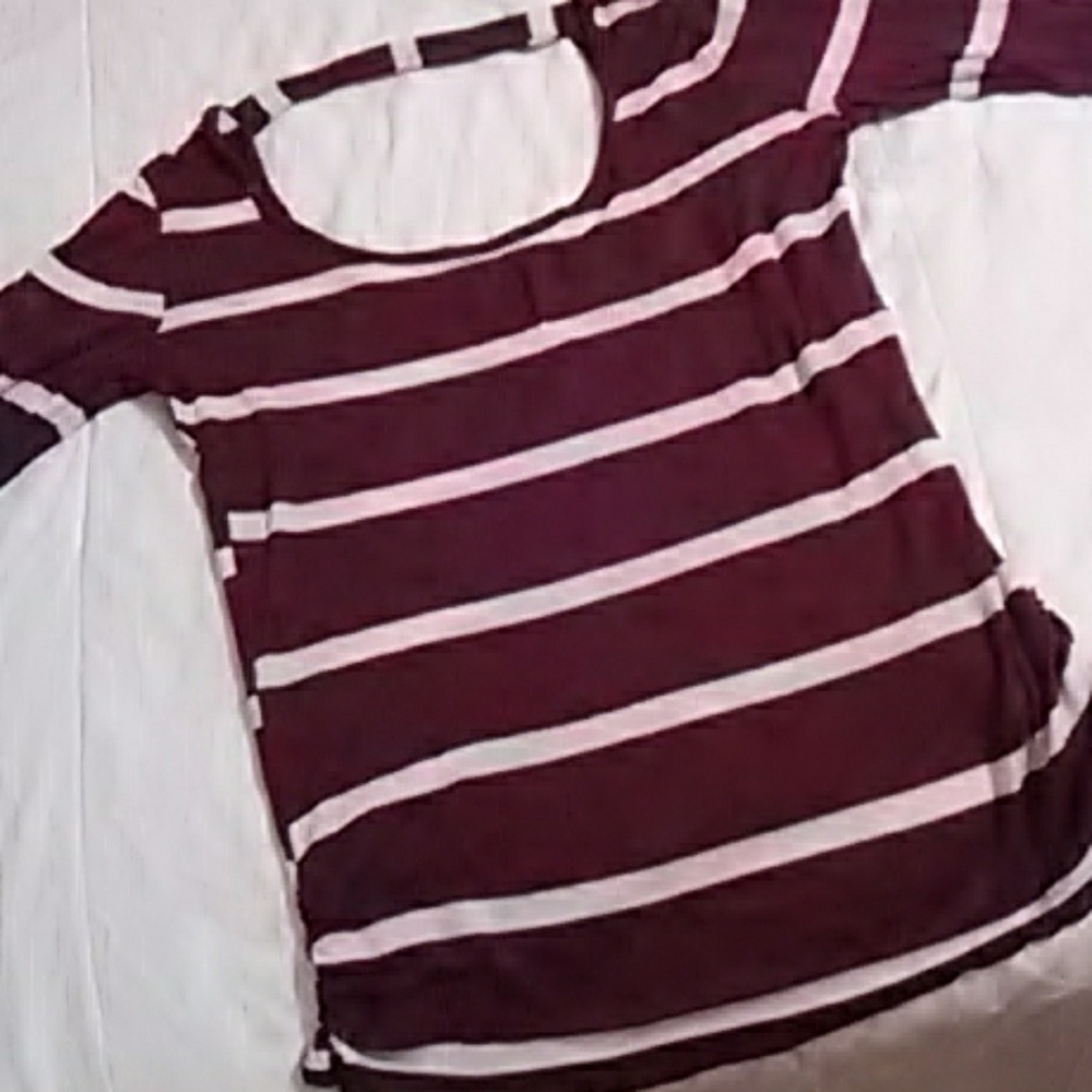 Lightweight long sleeve tee